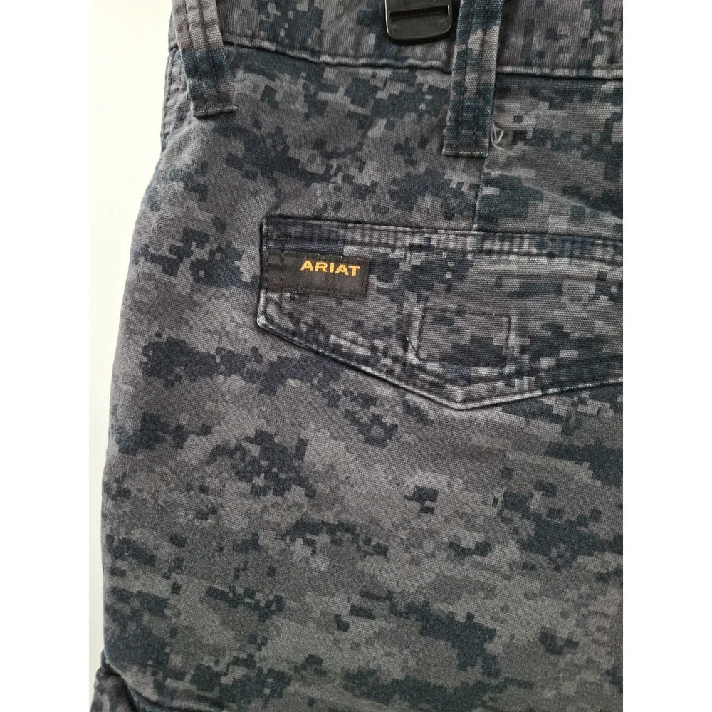Ariat M4 Rebar Relaxed Fit Cargo Digital Camo Shirts Size 32